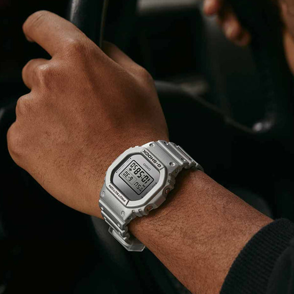 Casio G-SHOCK DW-5600FF-8ER Digital