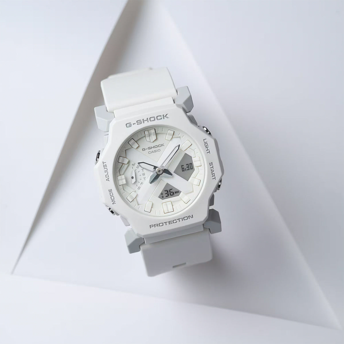 CASIO G-SHOCK GA-2300-7AER Uhr
